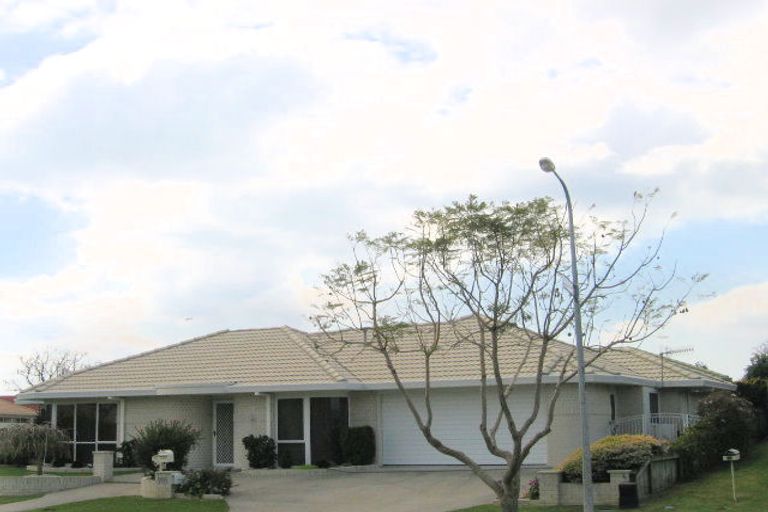 Photo of property in 70 Plateau Heights, Mount Maunganui, 3116