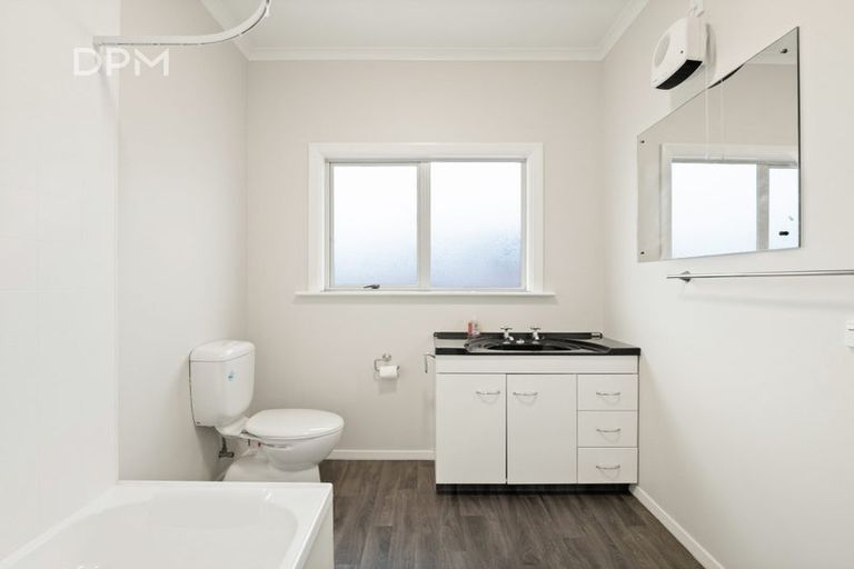 Photo of property in 16 Torquay Street, Abbotsford, Dunedin, 9018