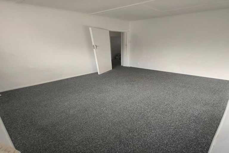 Photo of property in 36 Kamara Road, Glen Eden, Auckland, 0602