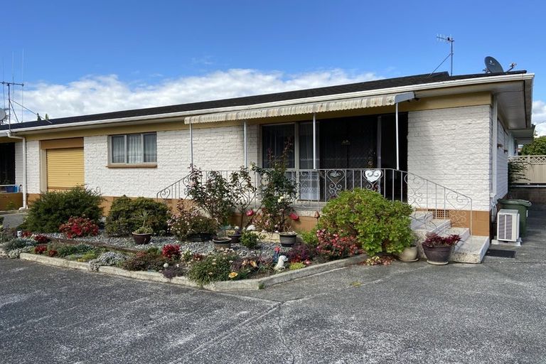 Photo of property in 5a-d Third Avenue, Avenues, Whangarei, 0110