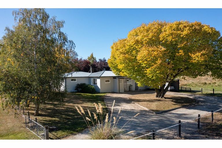 Photo of property in 304 Loop Road, Becks, Omakau, 9377