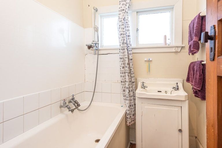 Photo of property in 1/12 Simeon Street, Spreydon, Christchurch, 8024