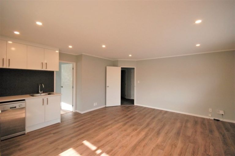 Photo of property in 75a Penrose Road, Mount Wellington, Auckland, 1060