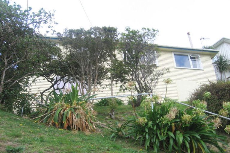 Photo of property in 73 Miramar North Road, Miramar, Wellington, 6022