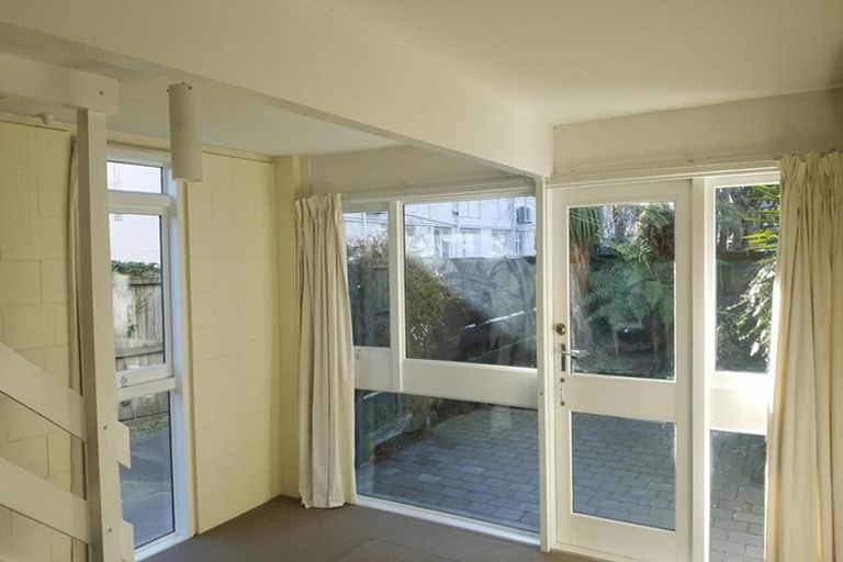 Photo of property in 1/78a Holly Road, St Albans, Christchurch, 8014