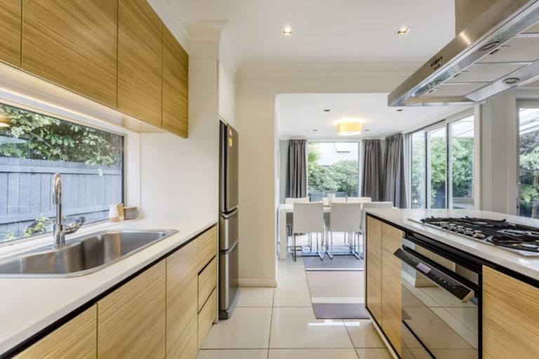 Photo of property in 12 Sim Street, Maori Hill, Dunedin, 9010