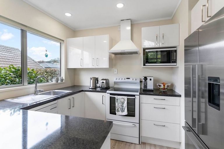 Photo of property in 1/19 Simon Ellice Drive, Bayview, Auckland, 0629