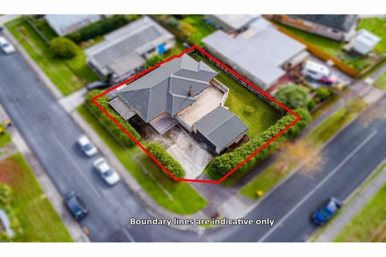 Photo of property in 330 Glengarry Road, Glen Eden, Auckland, 0602