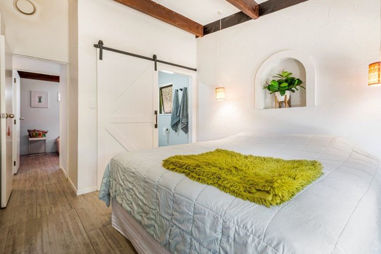 Photo of property in 225 Taylor Road, Waimauku, 0882