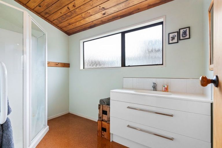 Photo of property in 105 Bruce Wallace Place, Whangamata, 3620
