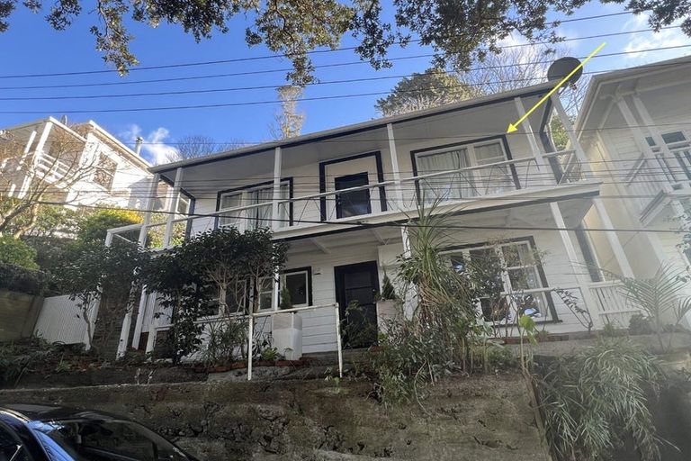 Photo of property in 35 Patanga Crescent, Thorndon, Wellington, 6011