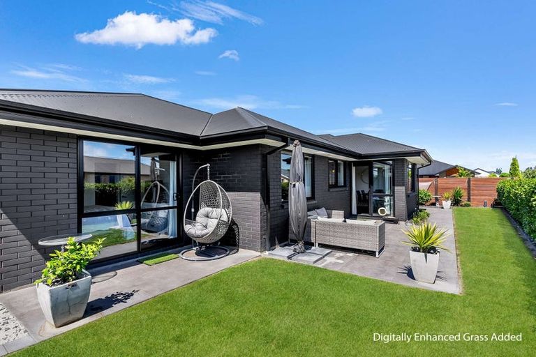 Photo of property in 11 Henrietta Street, Marshland, Christchurch, 8083