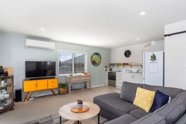 Photo of property in 11 Kamahi Crescent, Papamoa Beach, Papamoa, 3118