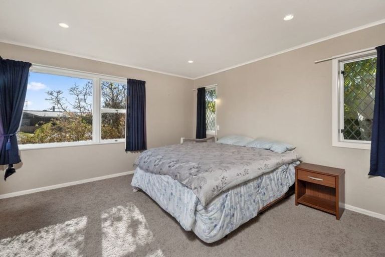 Photo of property in 80 Rokino Road, Hilltop, Taupo, 3330