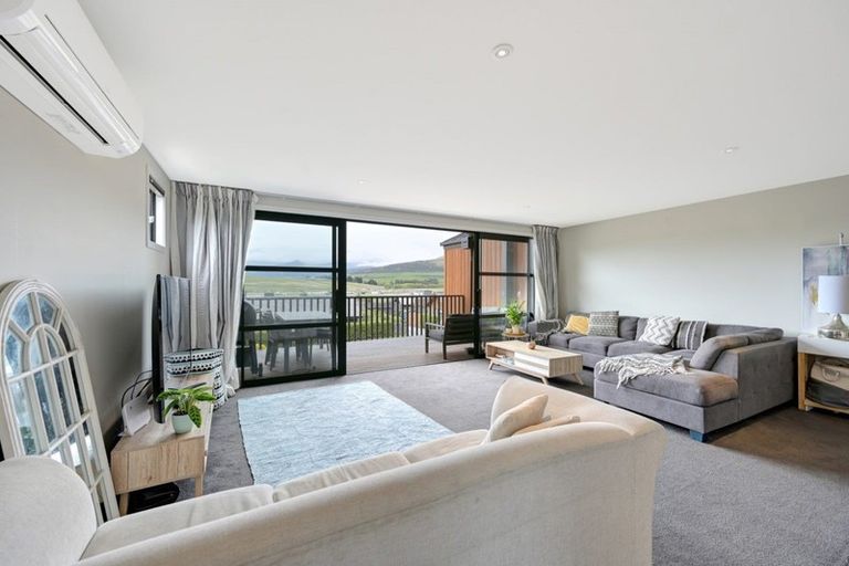 Photo of property in 29b Rannoch Drive, Jacks Point, Queenstown, 9371
