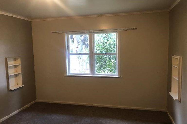 Photo of property in 1 Littler Place, Hamilton East, Hamilton, 3216