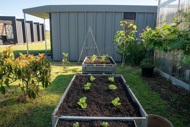 Photo of property in 155 Paetawa Road, Peka Peka, Waikanae, 5391