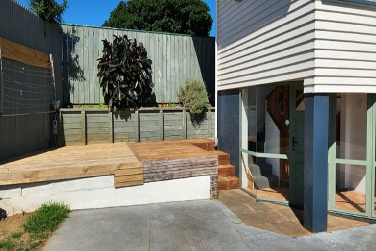 Photo of property in 51 South Road, Blagdon, New Plymouth, 4310