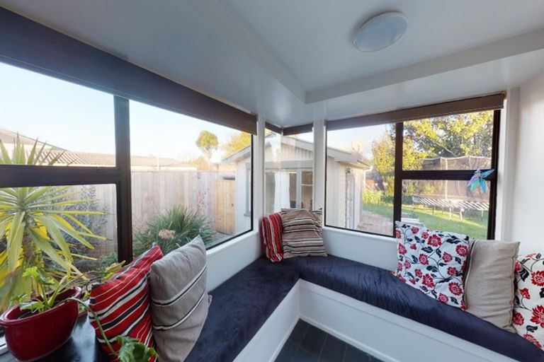 Photo of property in 14 Snowdon Avenue, Terrace End, Palmerston North, 4410