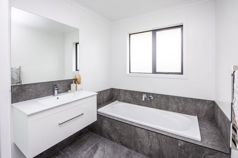 Photo of property in 6 Hoki Avenue, Morrinsville, 3300