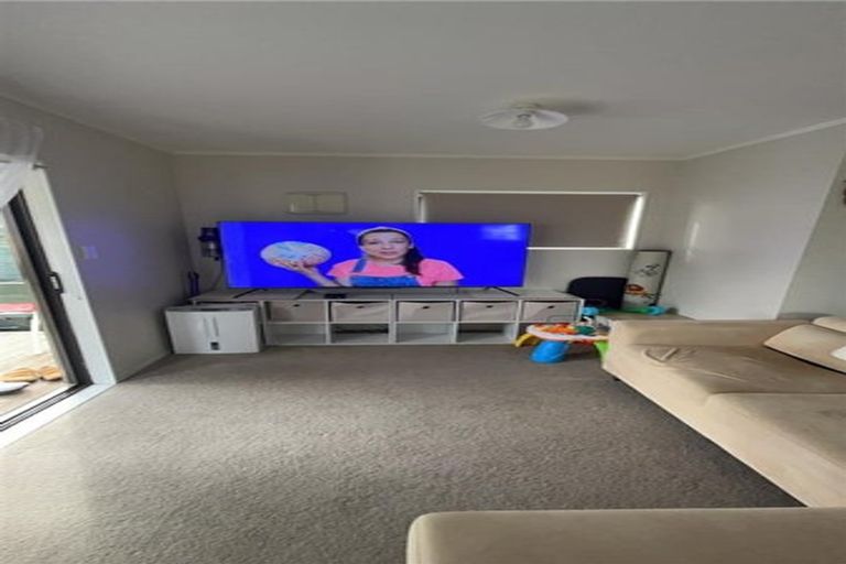 Photo of property in 10 Carey Place, Otara, Auckland, 2023