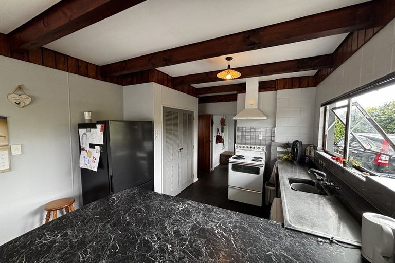 Photo of property in 39 Trelawney Crescent, Westown, New Plymouth, 4310