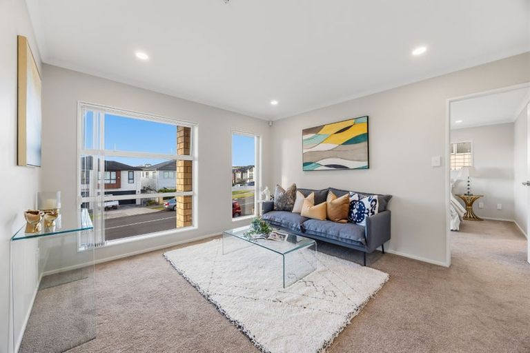 Photo of property in 8 Ballinabreen Road, Flat Bush, Auckland, 2019