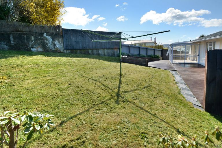 Photo of property in 4 Hanlon Street, Halfway Bush, Dunedin, 9010