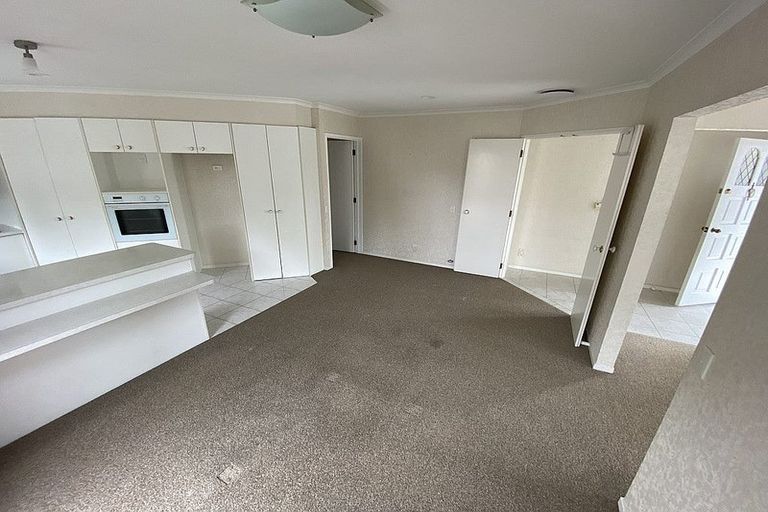 Photo of property in 32 Cantora Avenue, Northpark, Auckland, 2013