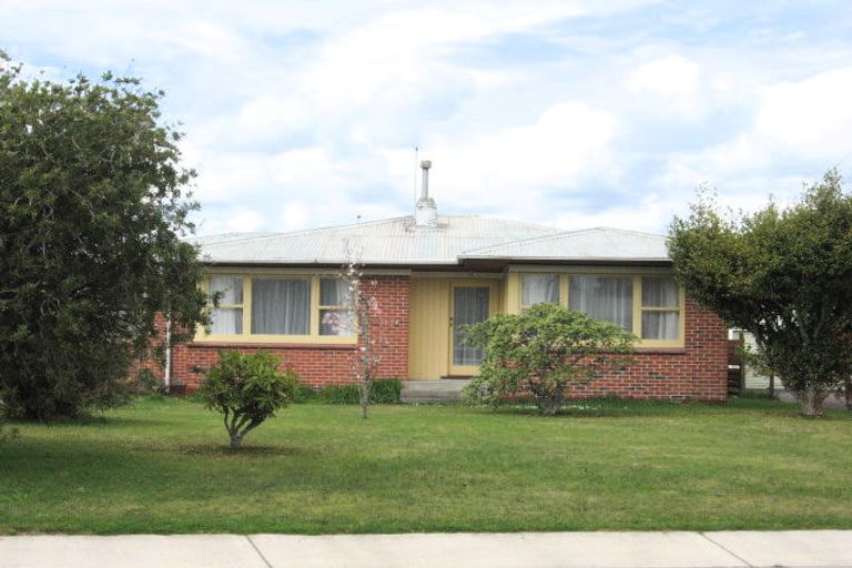 Photo of property in 15 Martin Street, Utuhina, Rotorua, 3015