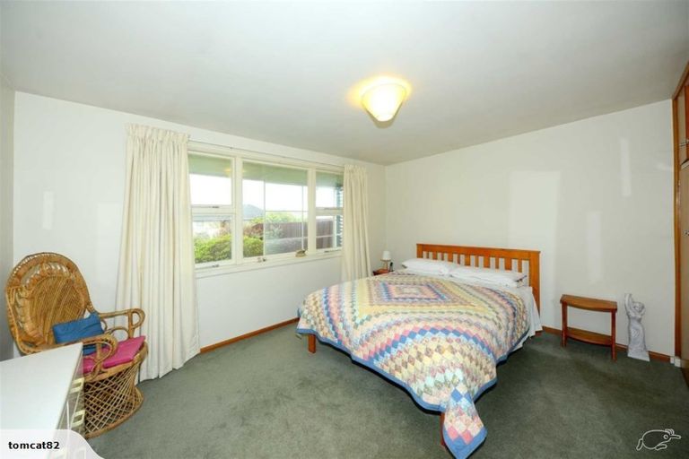 Photo of property in 12 Erin Crescent, Mairehau, Christchurch, 8013