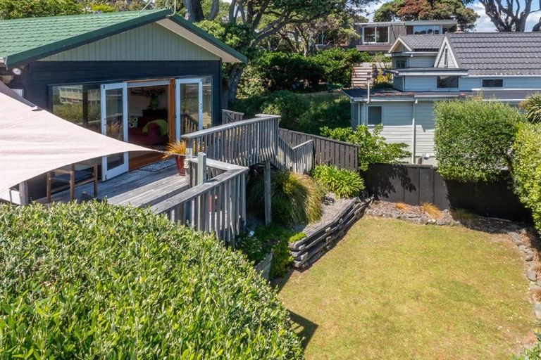 Photo of property in 12 Karekare Road, Raumati South, Paraparaumu, 5032