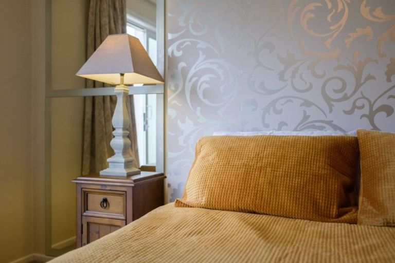 Photo of property in 15 Colquhoun Street, Glenross, Dunedin, 9011