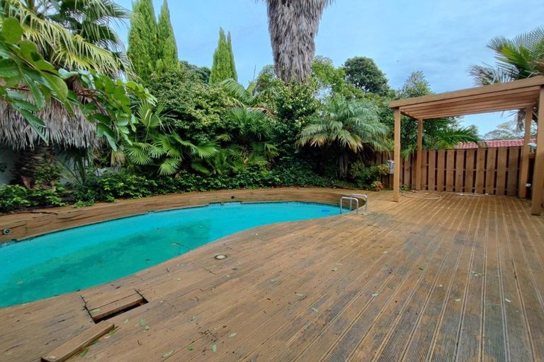 Photo of property in 19 Lingham Crescent, Torbay, Auckland, 0630