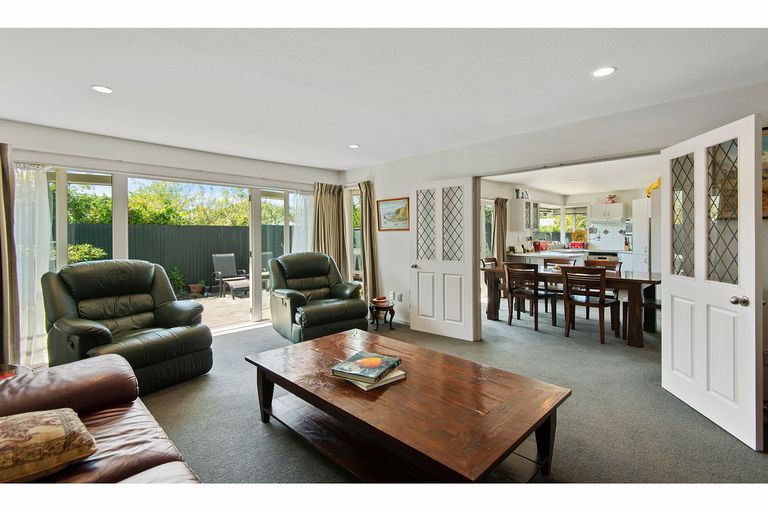 Photo of property in 1/10 Maryhill Avenue, Hoon Hay, Christchurch, 8025