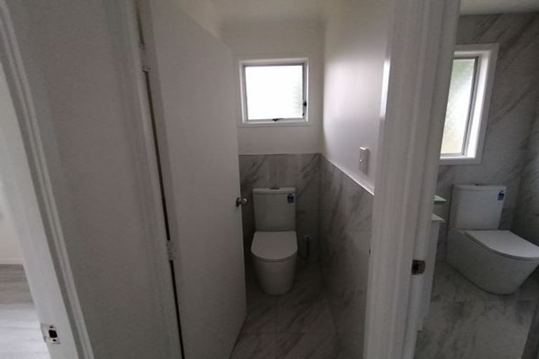 Photo of property in 2/7 Ririno Place, Manurewa, Auckland, 2102