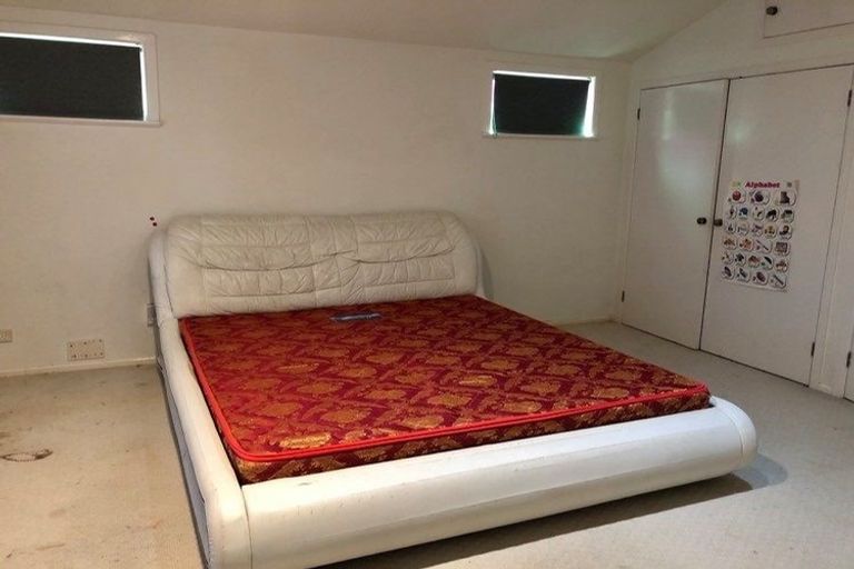 Photo of property in 17 Dudding Avenue, Northcote, Auckland, 0627