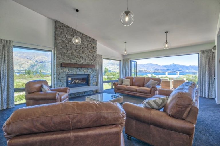 Photo of property in 314 Beacon Point Road, Wanaka, 9305