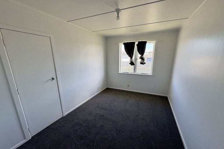 Photo of property in 403 Huia Place, Camberley, Hastings, 4120