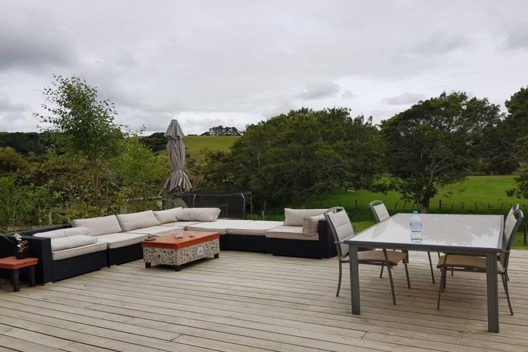 Photo of property in 1475 State Highway 16, Waimauku, 0883