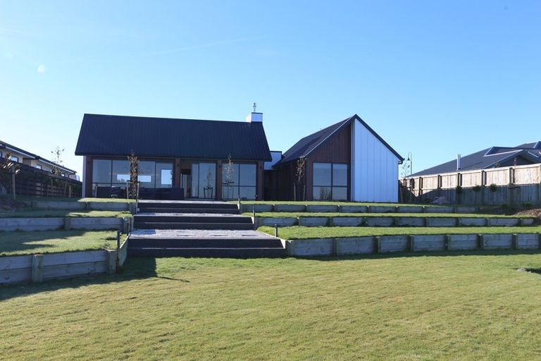 Photo of property in 15 Waterton Point, Huntingdon, Ashburton, 7774