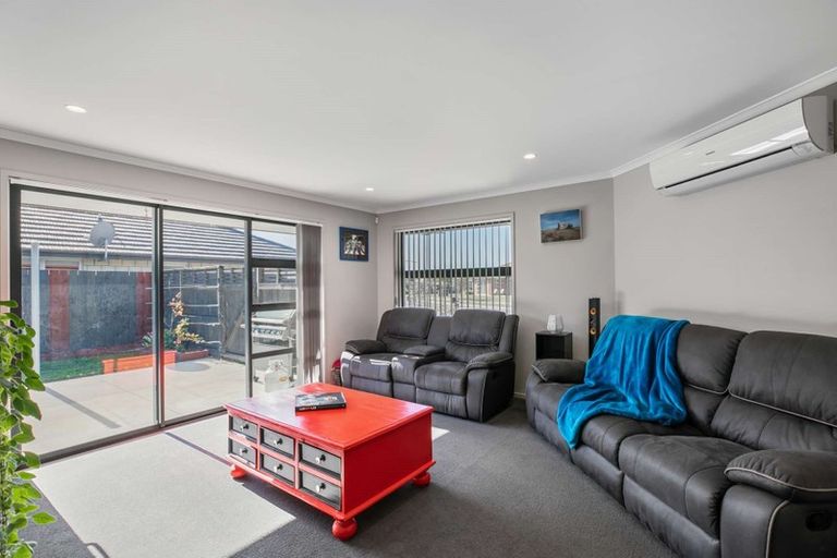 Photo of property in 6 Leet Crescent, Papamoa Beach, Papamoa, 3118