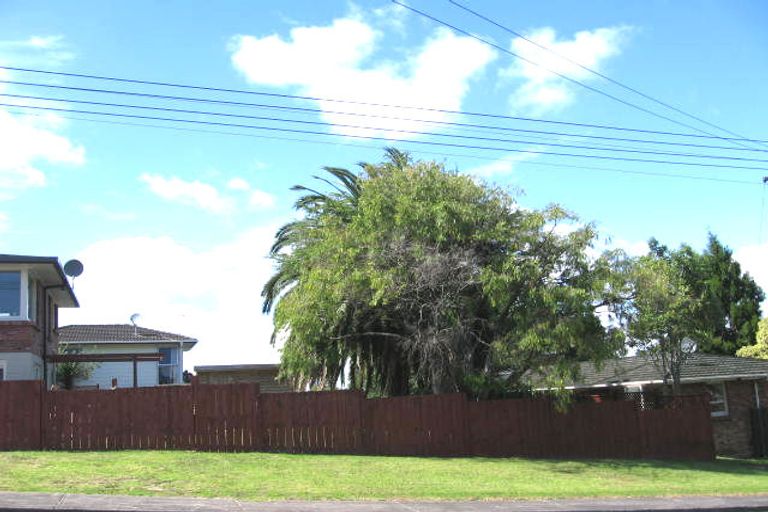 Photo of property in 1/48 Gordon Avenue, Milford, Auckland, 0620