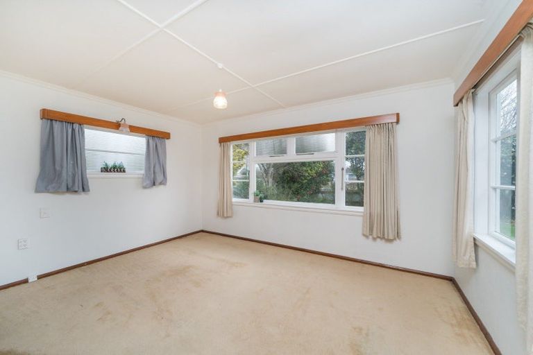Photo of property in 22 Liverpool Street, Takaro, Palmerston North, 4412