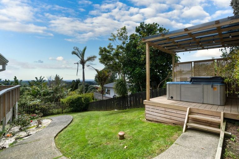 Photo of property in 1069 Scenic Drive North, Swanson, Auckland, 0816