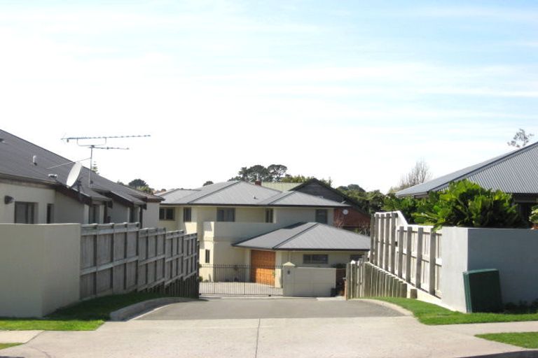Photo of property in 176a Heta Road, Highlands Park, New Plymouth, 4312