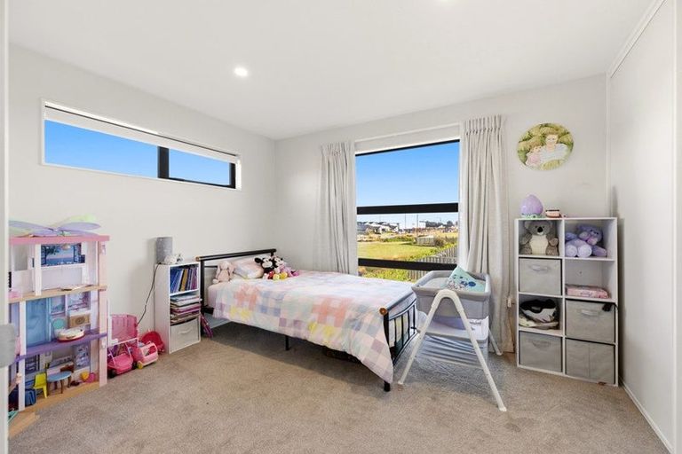 Photo of property in 24 Fairhall Street, Rolleston, 7615