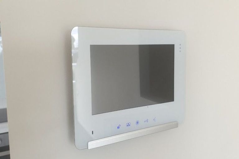 Photo of property in 7/5 Peachgrove Road, Te Atatu Peninsula, Auckland, 0610