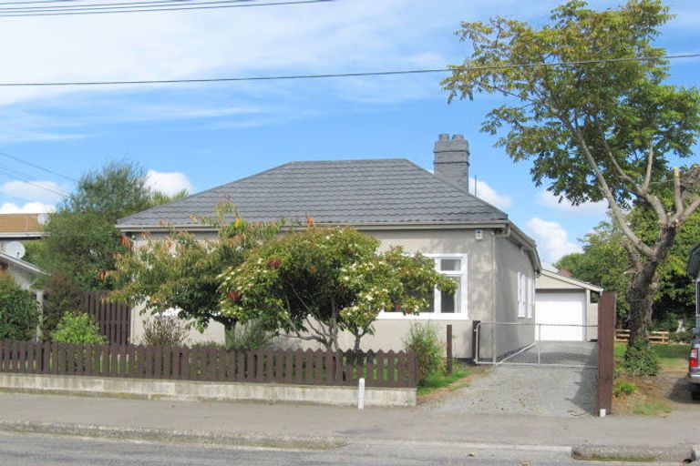 Photo of property in 12 Frederick Street, Waltham, Christchurch, 8011