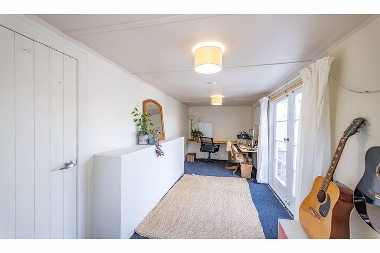 Photo of property in 2 Lomond Place, Woolston, Christchurch, 8062